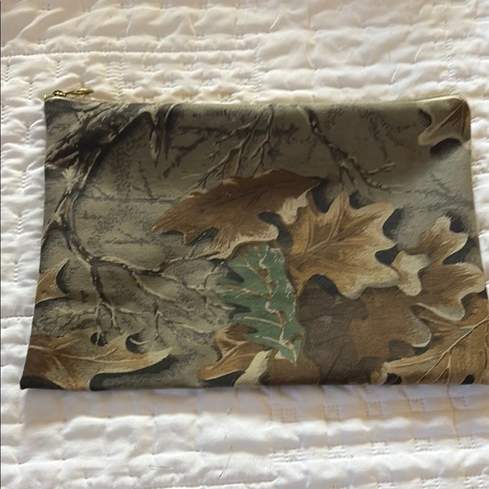 Camouflage Leaf Print Pouch/makeup